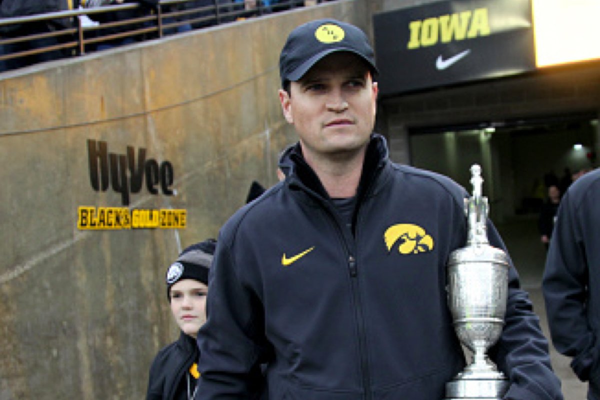 PGAツアーゴルファーザックジョンソンがシーダーラピッズカジノピッチに関与する